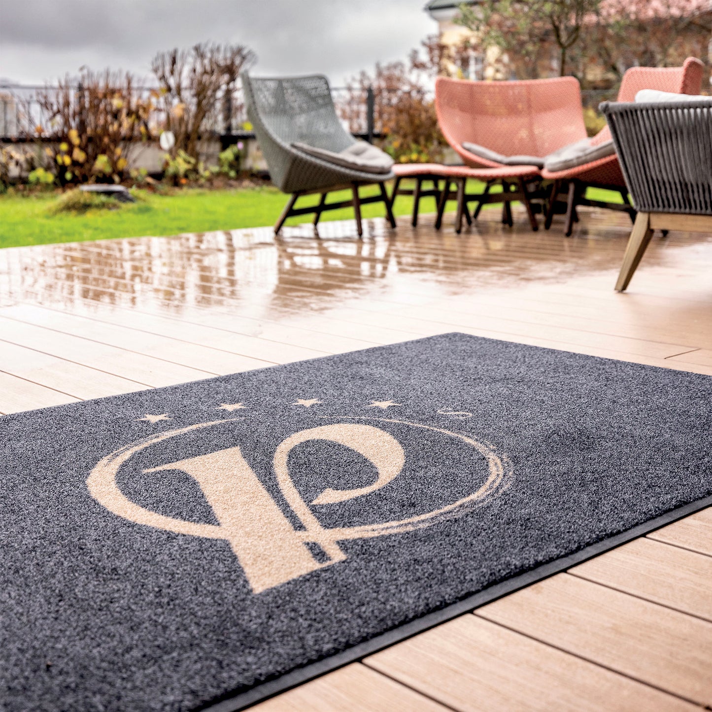 Predpražnik Logo Terra Outdoor