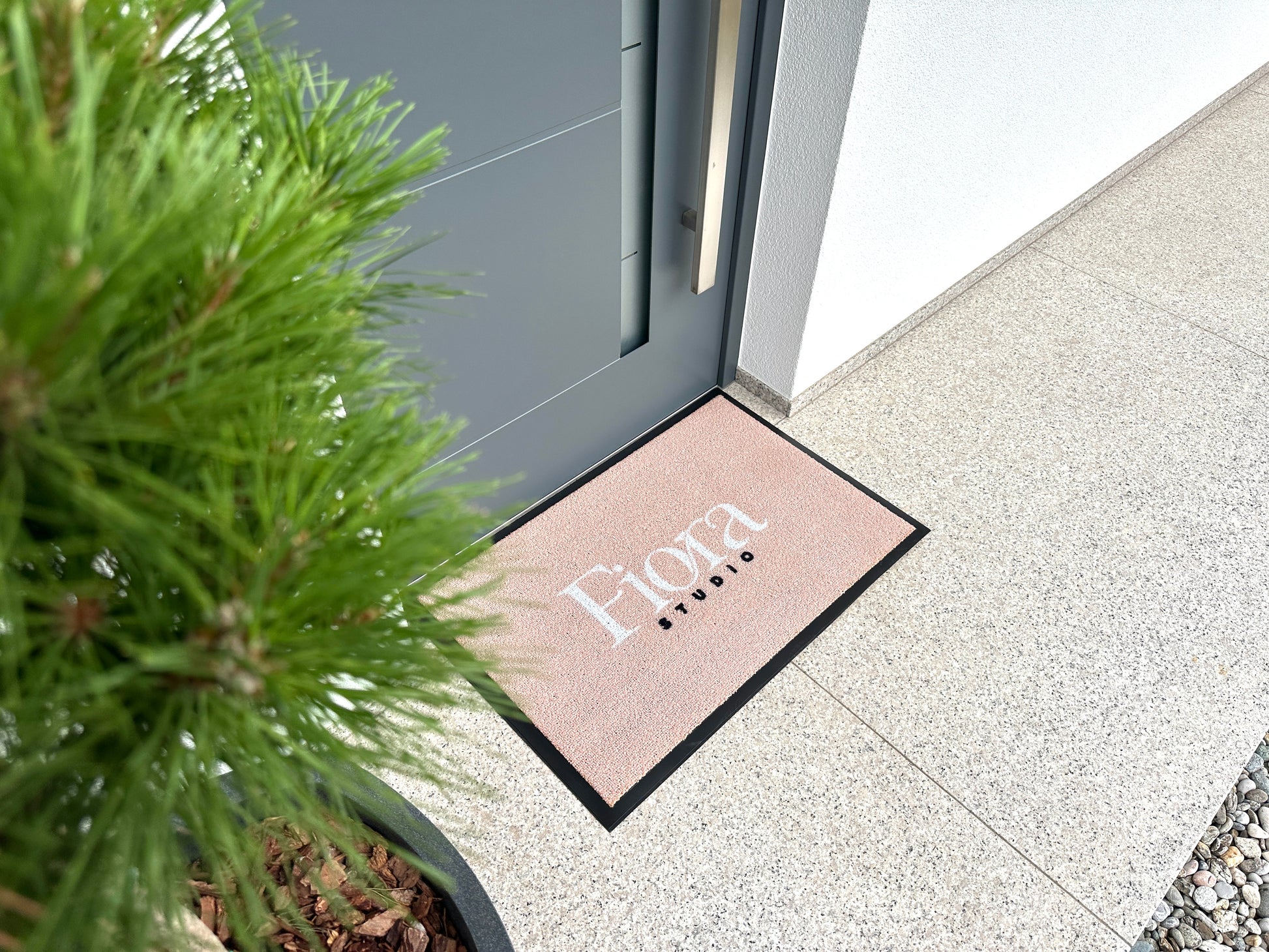 Elegantna vhodna podloga s potiskom